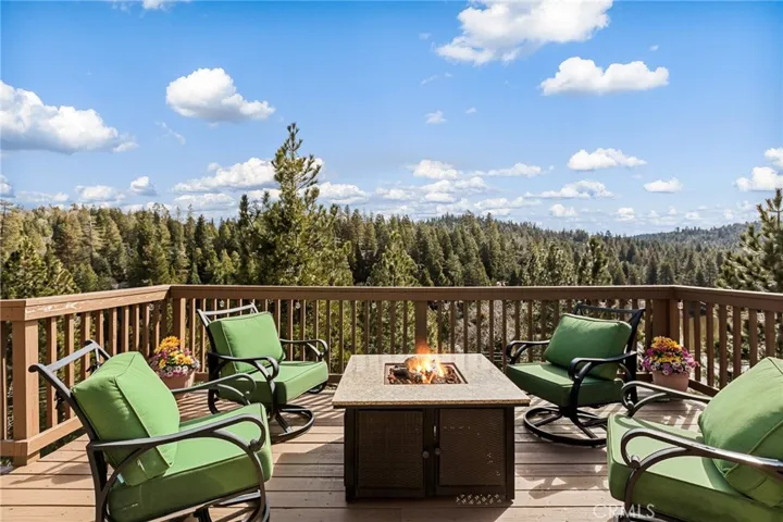 806 Brentwood, Lake Arrowhead, California 92352