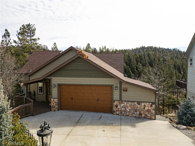 806 Brentwood, Lake Arrowhead, California 92352