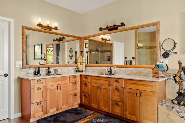 806 Brentwood, Lake Arrowhead, California 92352