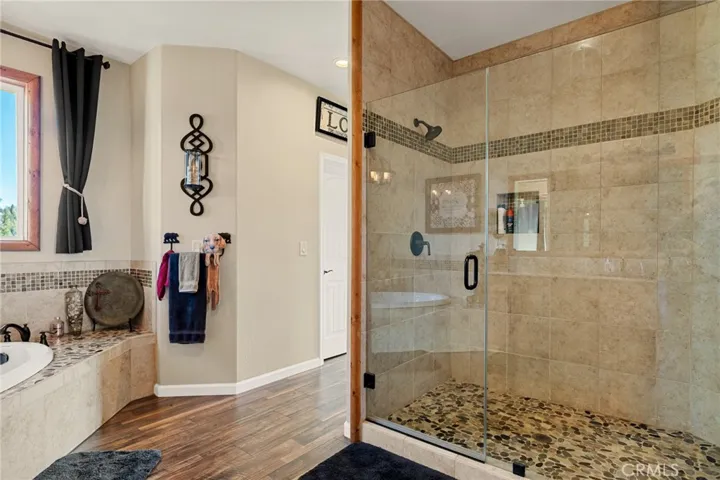 806 Brentwood, Lake Arrowhead, California 92352