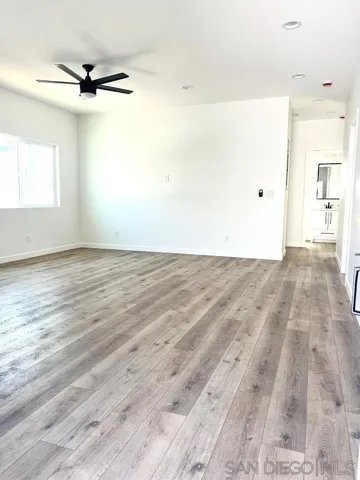 Living room 4928 Muir Ave