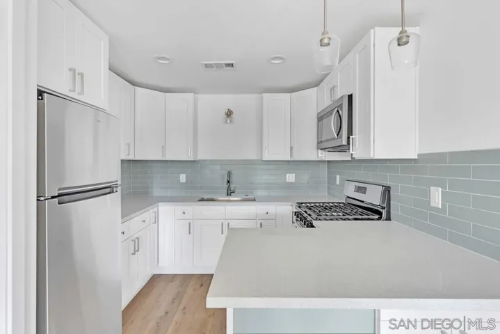 Kitchen 4922 Muir Ave