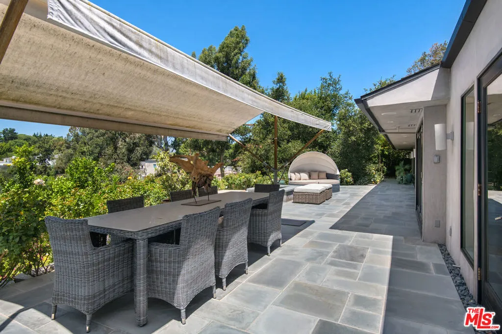 3035 Lake Glen Drive, Beverly Hills, California 90210 home-pic-14