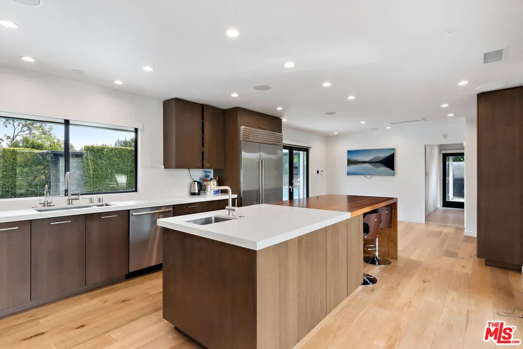 3035 Lake Glen Drive, Beverly Hills, California 90210 home-pic-4