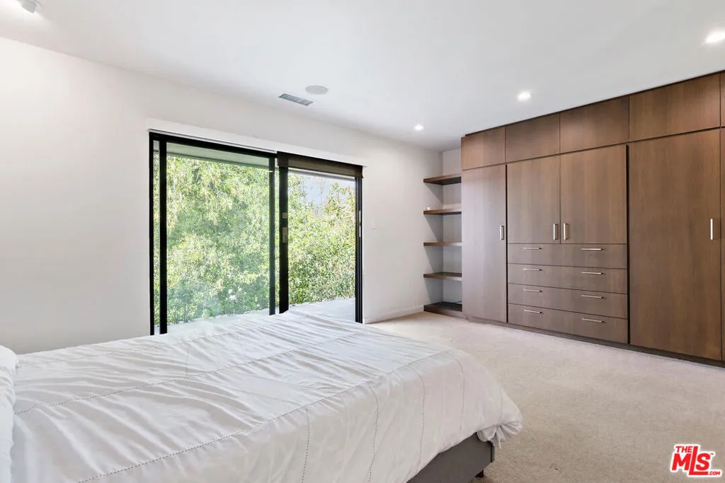 3035 Lake Glen Drive, Beverly Hills, California 90210 home-pic-13