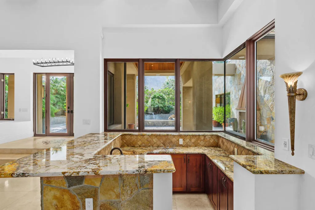 45775 Sugarloaf Mountain Trail, Indian Wells, California 92210 home-pic-41