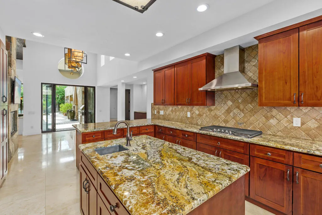 45775 Sugarloaf Mountain Trail, Indian Wells, California 92210 home-pic-18