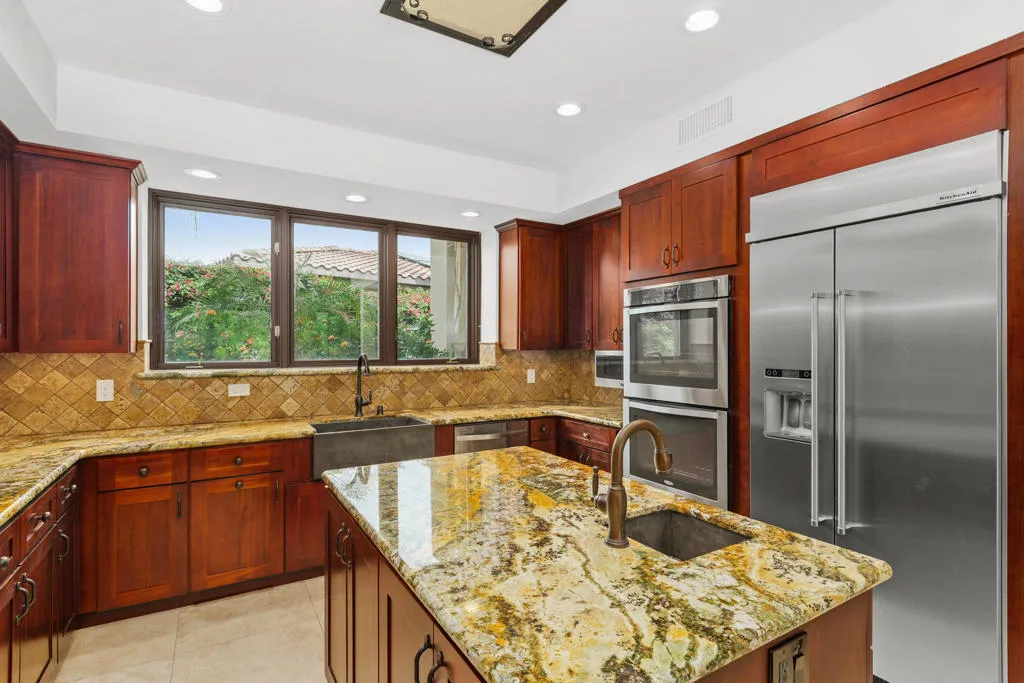 45775 Sugarloaf Mountain Trail, Indian Wells, California 92210 home-pic-19