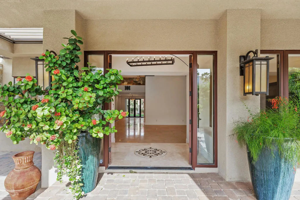 45775 Sugarloaf Mountain Trail, Indian Wells, California 92210 home-pic-9