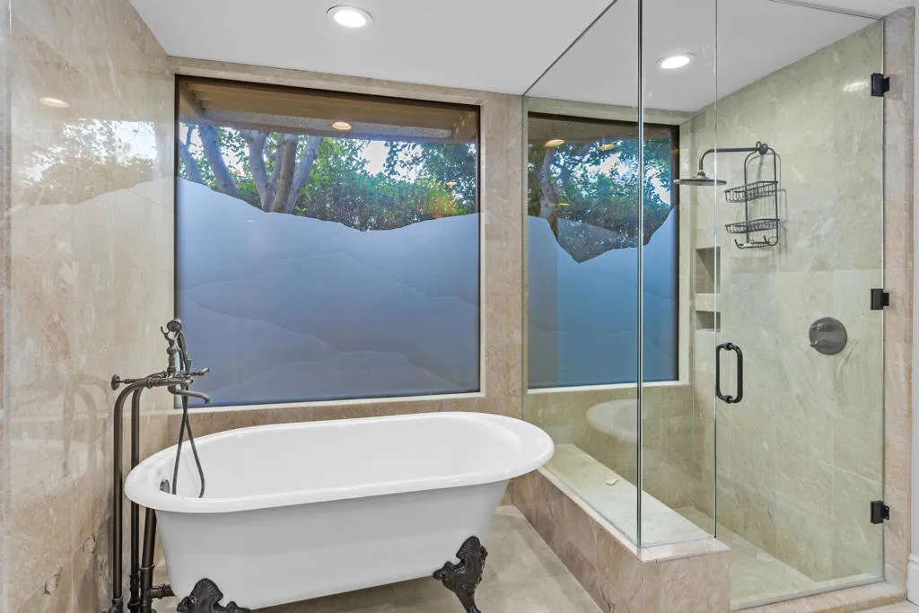 45775 Sugarloaf Mountain Trail, Indian Wells, California 92210 home-pic-23