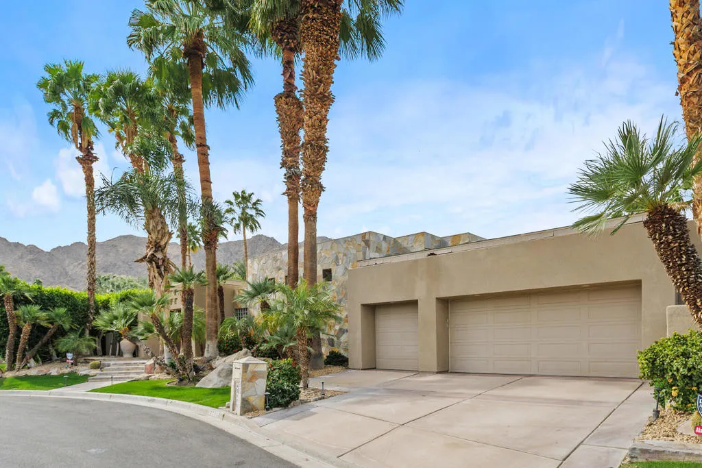 45775 Sugarloaf Mountain Trail, Indian Wells, California 92210 home-pic-2