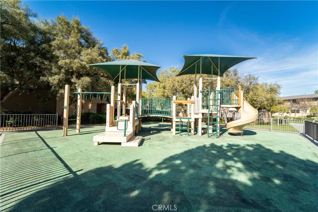 25056 Driftoak, Murrieta, California 92562 home-pic-39