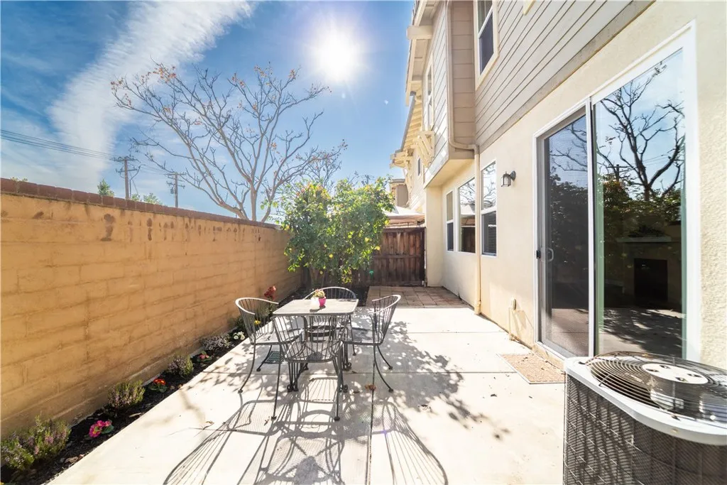 25056 Driftoak, Murrieta, California 92562 home-pic-33