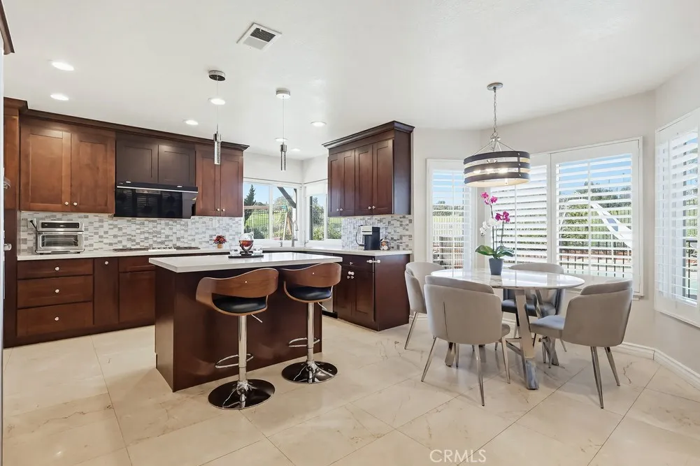 24303 Rimford, Diamond Bar, California 91765 home-pic-10
