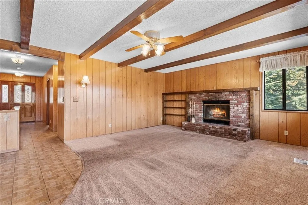 5471 Zurich Drive, Wrightwood, California 92397 home-pic-10
