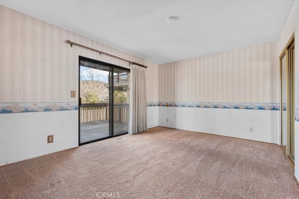 5471 Zurich Drive, Wrightwood, California 92397 home-pic-25
