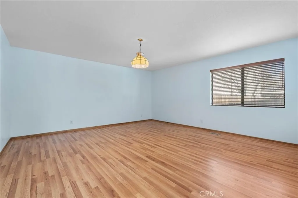 5471 Zurich Drive, Wrightwood, California 92397 home-pic-22