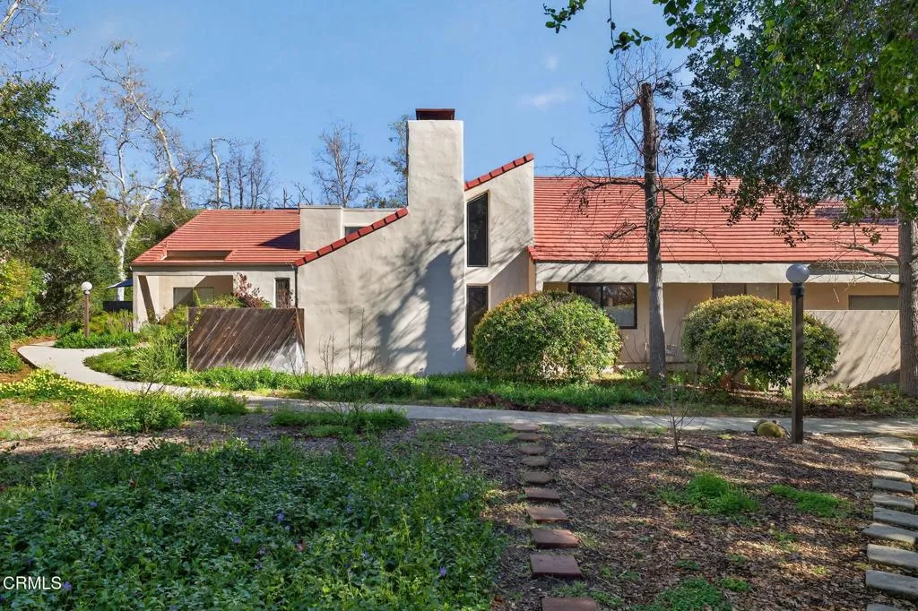 203 N Carrillo Road B, Ojai, California 93023 home-pic-4