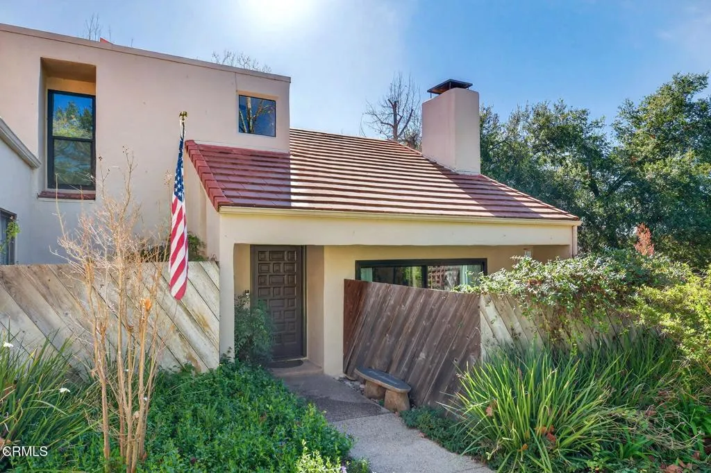 203 N Carrillo Road B, Ojai, California 93023 home-pic-1