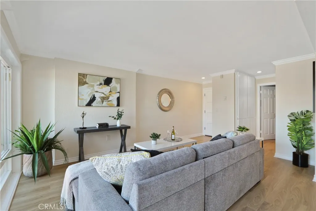 2030 S Cabrillo Avenue 206, San Pedro, California 90731 home-pic-3