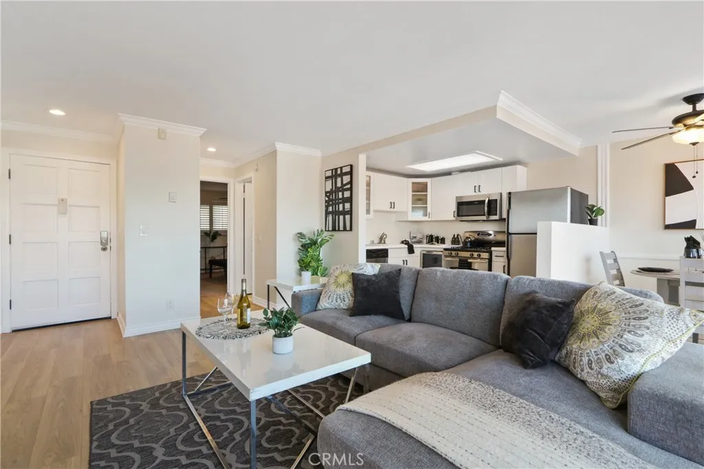 2030 S Cabrillo Avenue 206, San Pedro, California 90731 home-pic-4