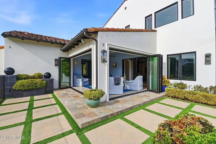 Pool Room Exterior