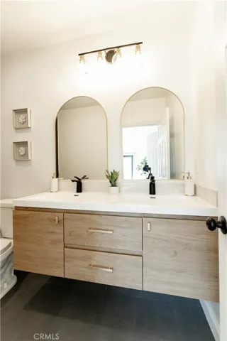 Master Bath - Dual Vanity
