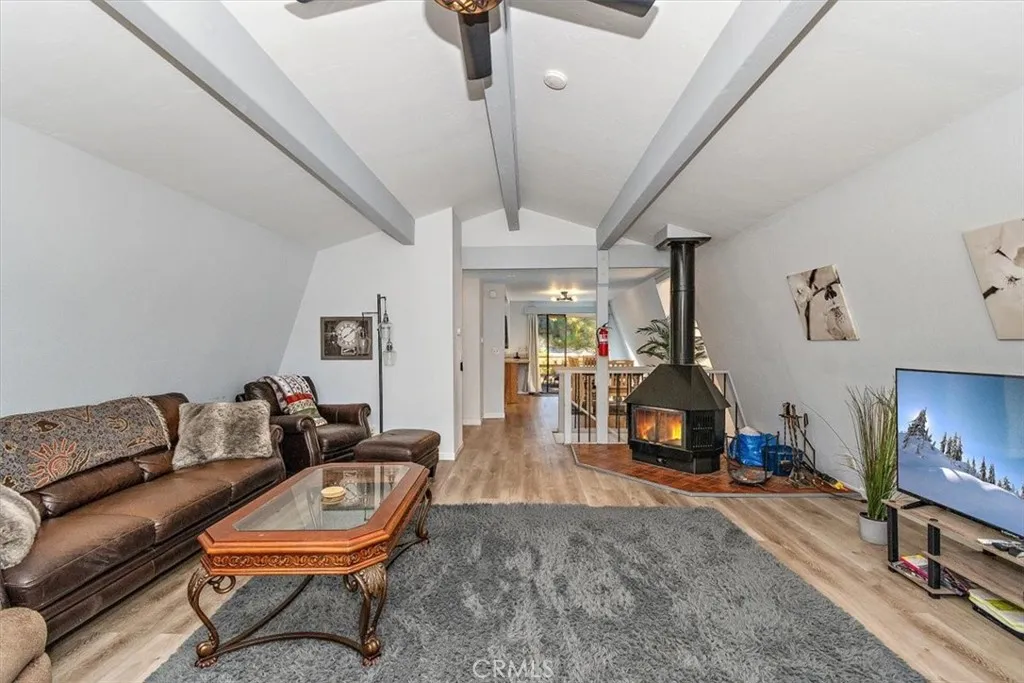 598 Dahlia Drive, Green Valley Lake, California 92341 home-pic-7