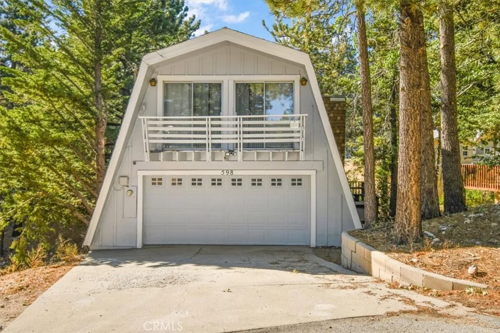 598 Dahlia Drive, Green Valley Lake, California 92341 home-pic-1
