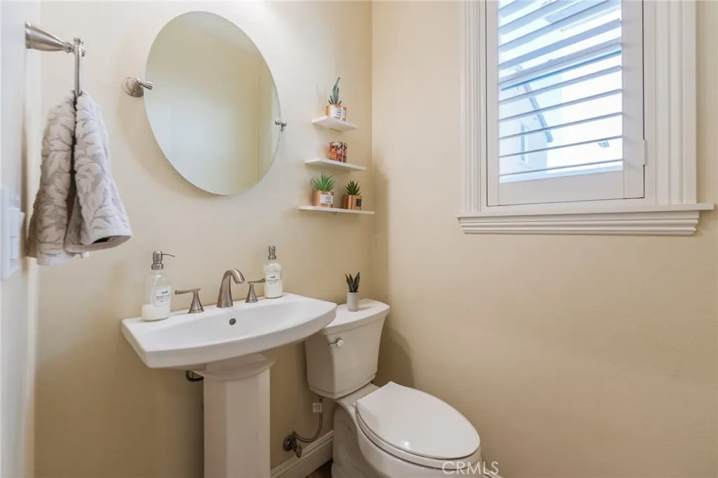 14944 Texaco, Paramount, California 90723 home-pic-9