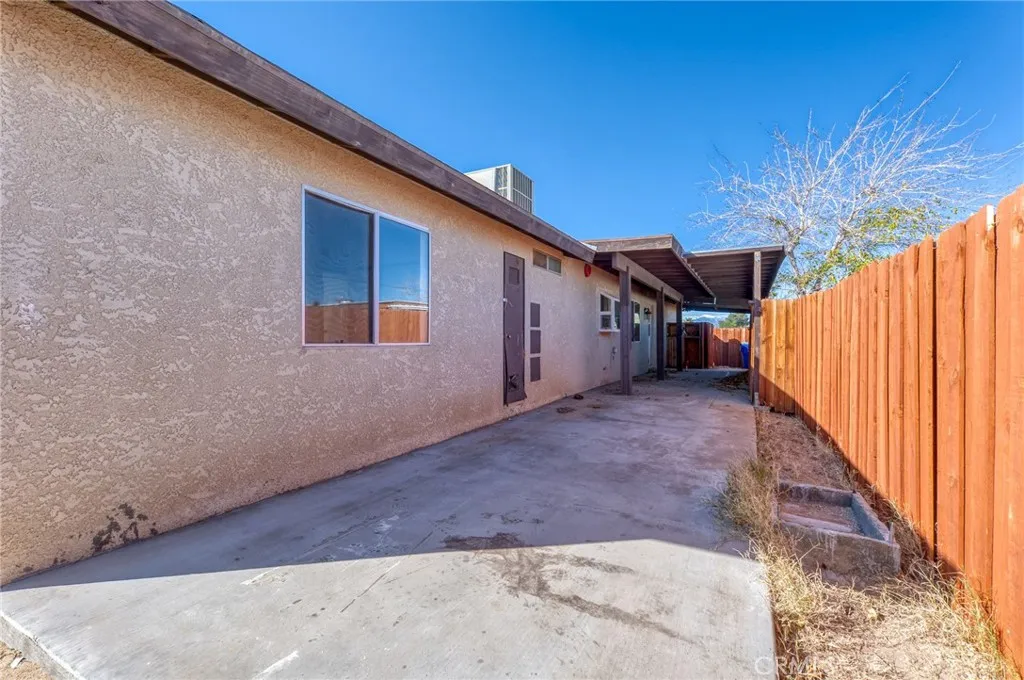 6411 Mountain View, Joshua Tree, California 92252 home-pic-20