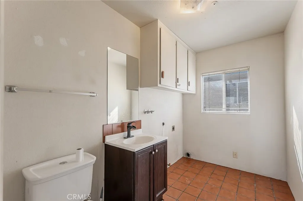 6411 Mountain View, Joshua Tree, California 92252 home-pic-12