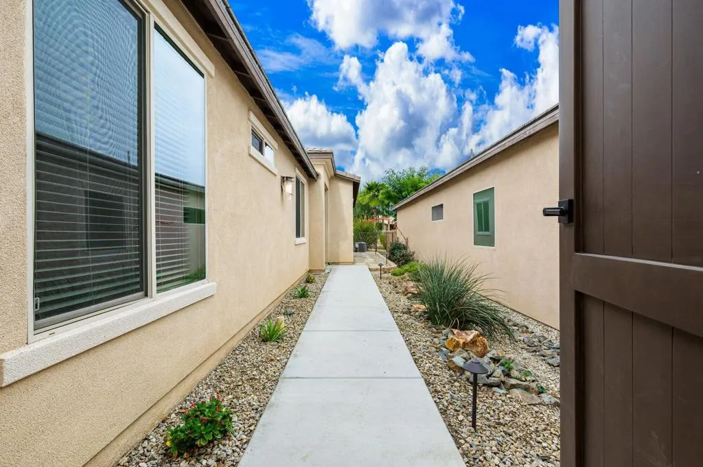 80046 Canyon Club Court, Indio, California 92201 home-pic-51