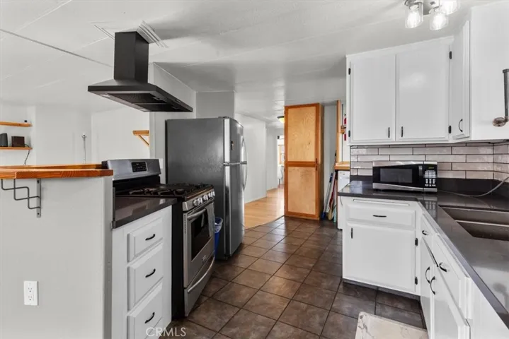 Updated kitchen with gas range
