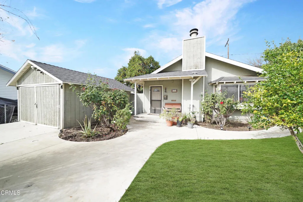 345 Blaine Avenue, Fillmore, California 93015 home-pic-3