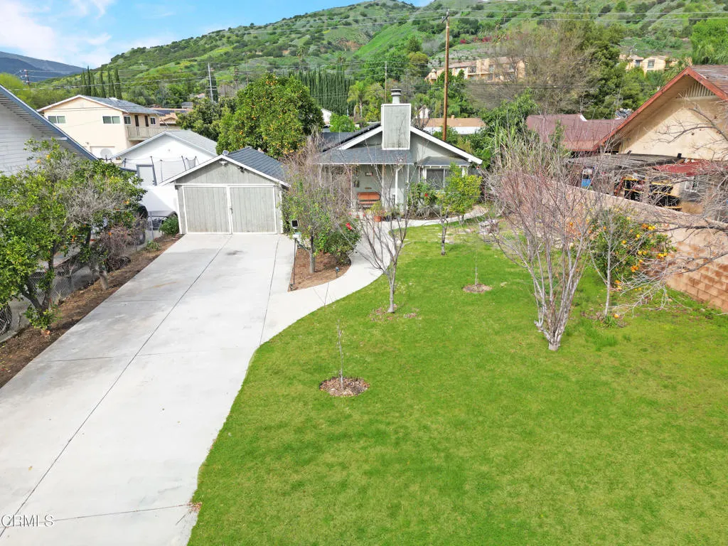 345 Blaine Avenue, Fillmore, California 93015 home-pic-2