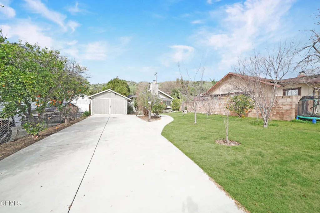 345 Blaine Avenue, Fillmore, California 93015 home-pic-25