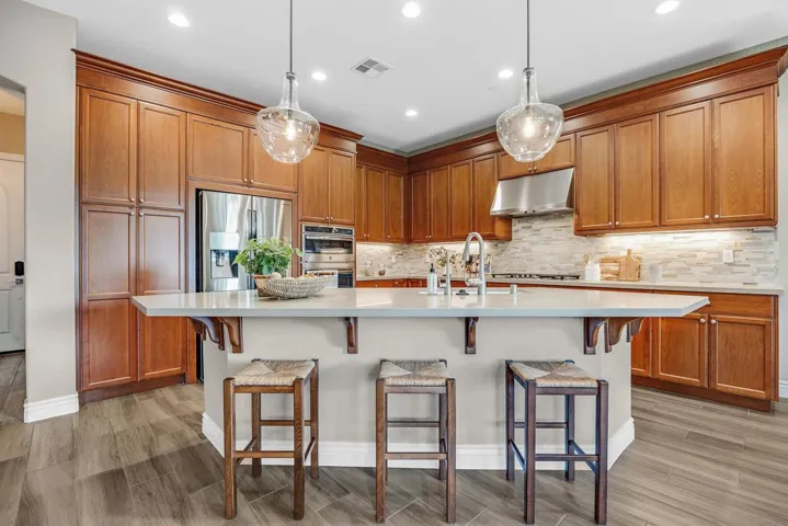 2000 2000 Tempranillo Ln, Brentwood, California 94513