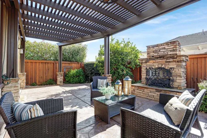 2000 2000 Tempranillo Ln, Brentwood, California 94513