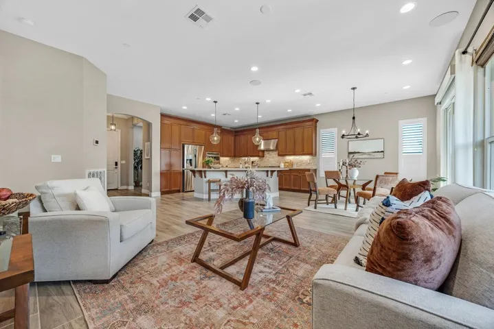 2000 2000 Tempranillo Ln, Brentwood, California 94513
