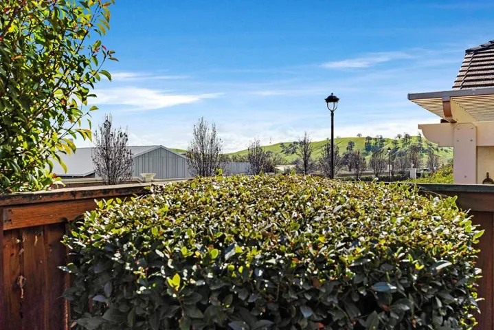 2000 2000 Tempranillo Ln, Brentwood, California 94513