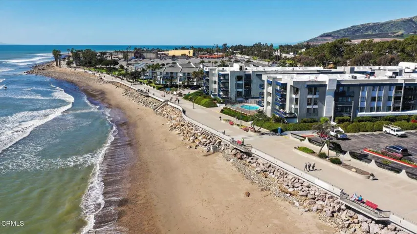 21_350_Paseo_De_Playa_Ventura_CA_93001-E
