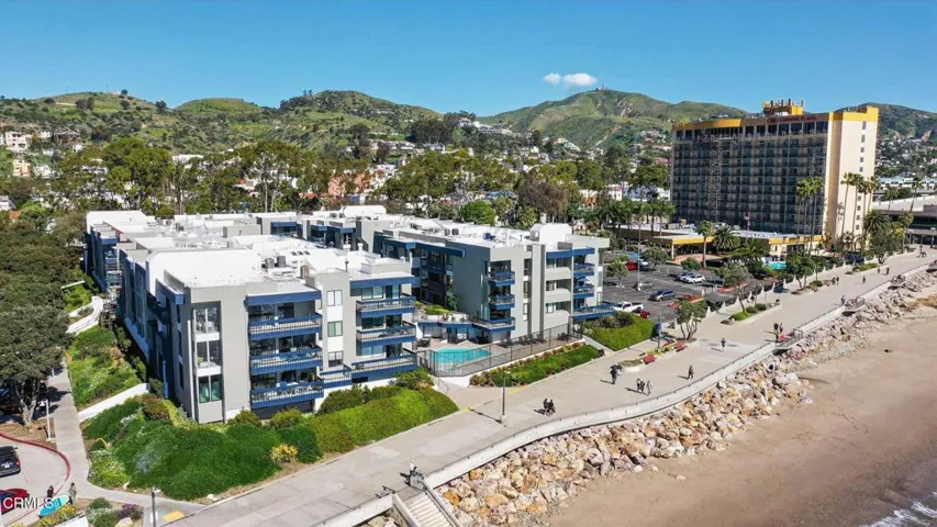 20_350_Paseo_De_Playa_Ventura_CA_93001-E