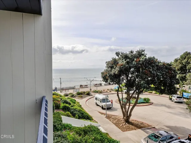 22_350_Paseo_De_Playa_Ventura_CA_93001-E