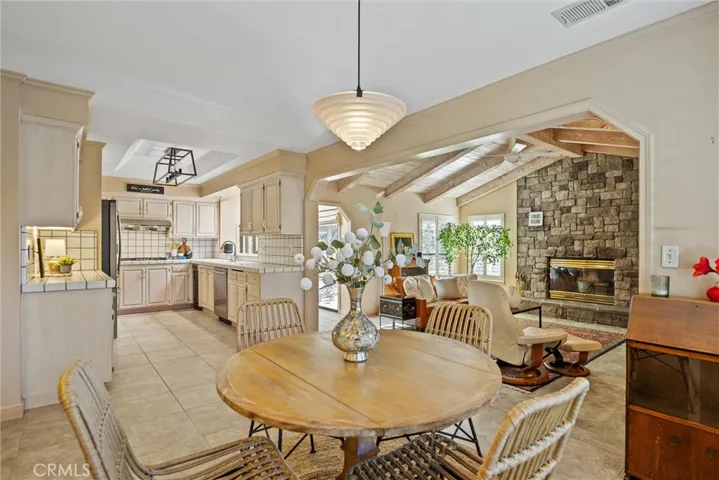 529 Countryside Lane, Chico, California 95973