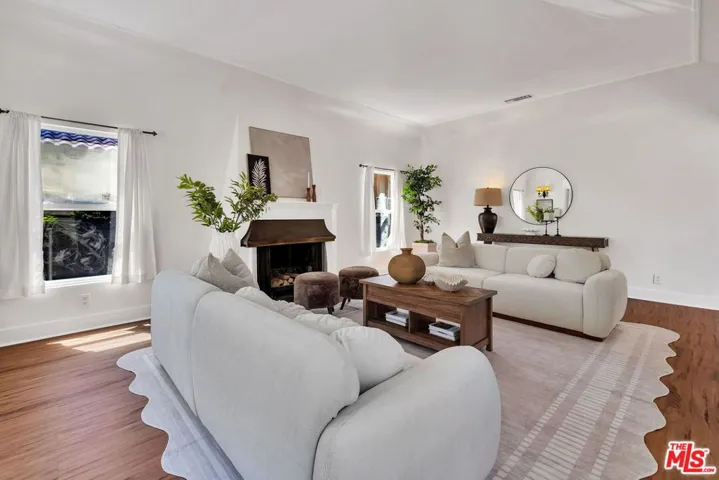 851 S Orange Drive, Los Angeles, California 90036
