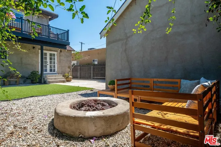 851 S Orange Drive, Los Angeles, California 90036