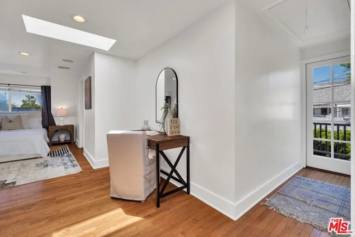 851 S Orange Drive, Los Angeles, California 90036
