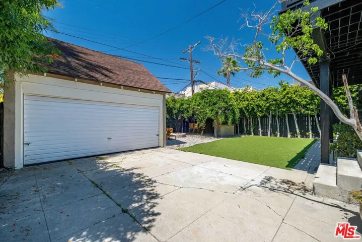 851 S Orange Drive, Los Angeles, California 90036