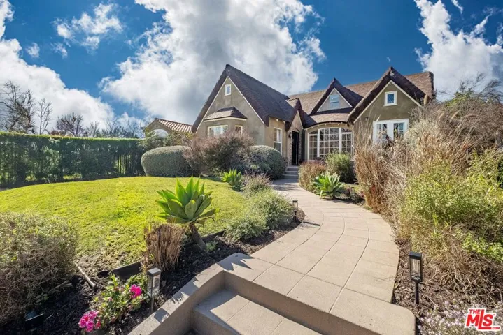 851 S Orange Drive, Los Angeles, California 90036